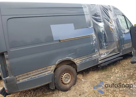 2019 Mercedes-Benz Sprinter 2500 High Roof V6 из США, поврежденный, VIN WD4PF1CD9KP124656